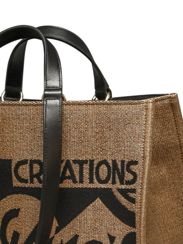 Ferragamo small logo-print raffia tote bag - Image 4