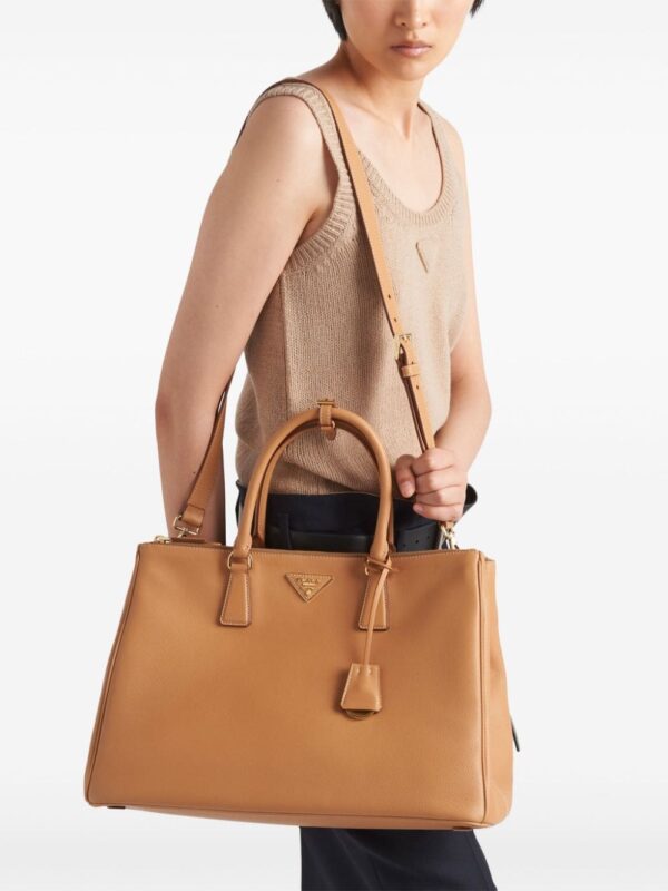 Prada extra large Galleria leather bag - Image 3