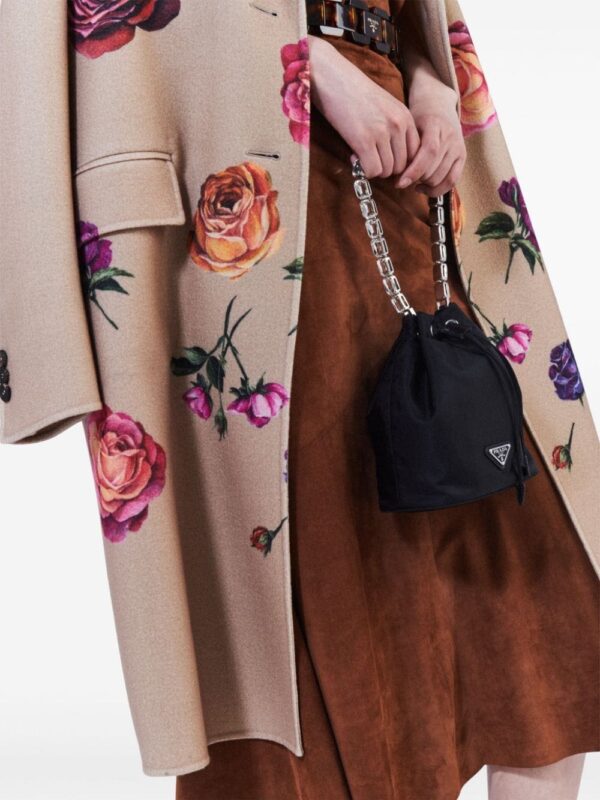 Prada logo-appliqué Re-Nylon bucket bag - Image 3