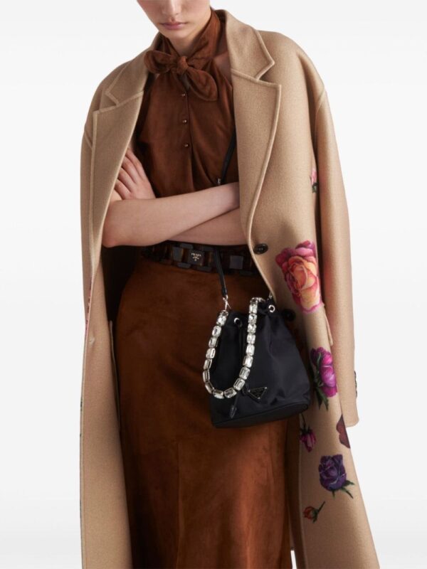 Prada logo-appliqué Re-Nylon bucket bag - Image 2