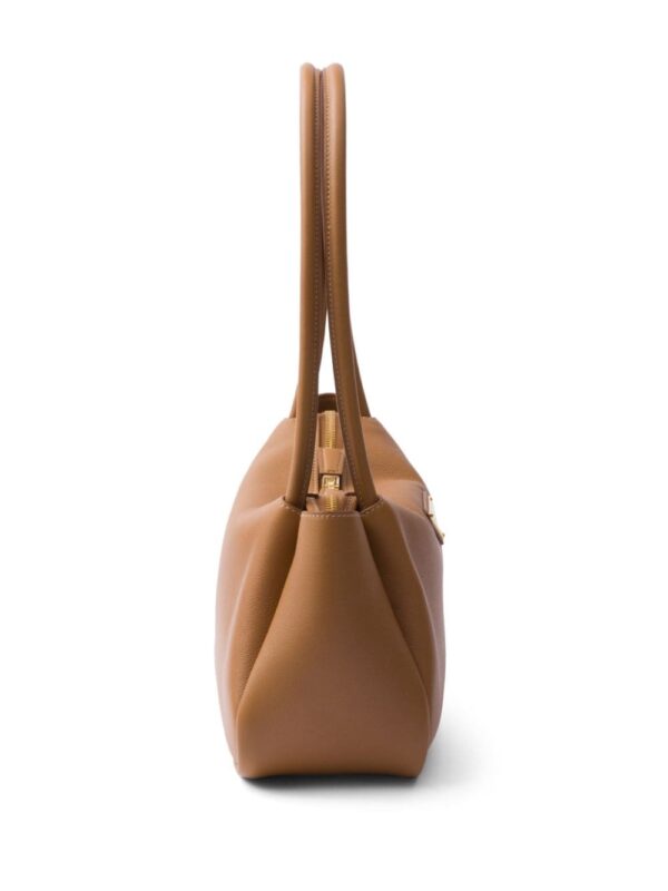 Prada medium leather tote bag - Image 4