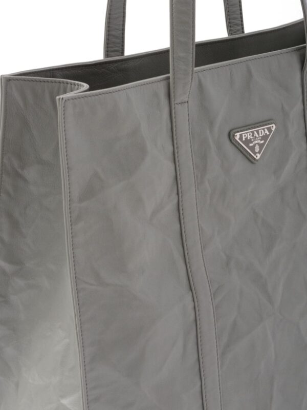 Prada medium nappa leather tote bag - Image 3