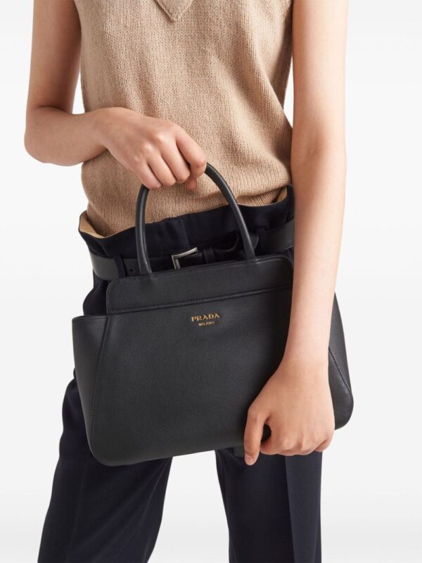 Prada medium leather tote bag - Image 3