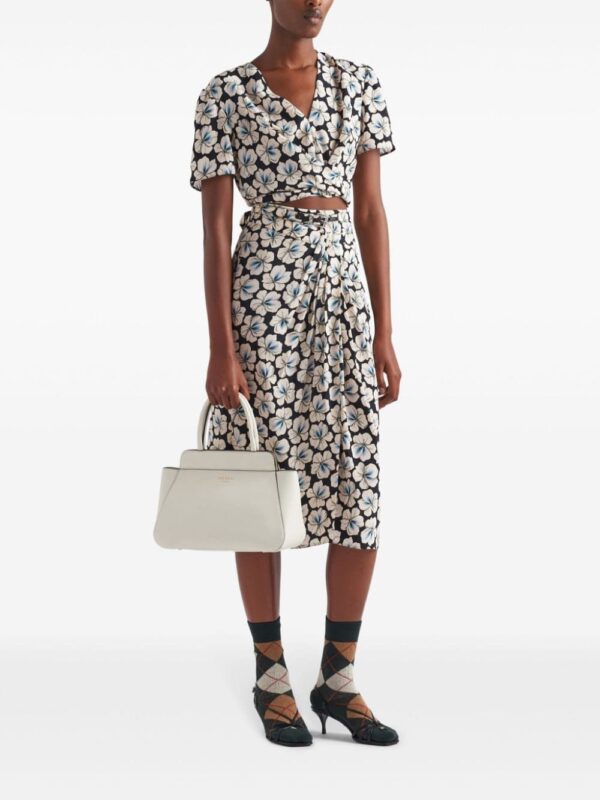 Prada medium leather tote bag - Image 2