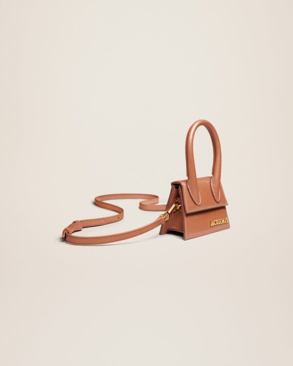 Jacquemus Le Chiquito  Signature mini handbag. - Image 3