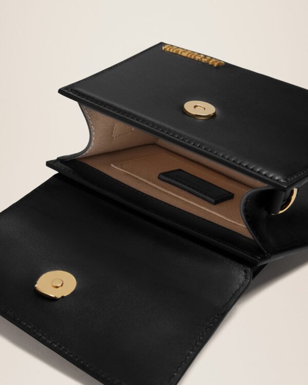 Jacquemus Le Chiquito moyen  Leather handbag. - Image 6