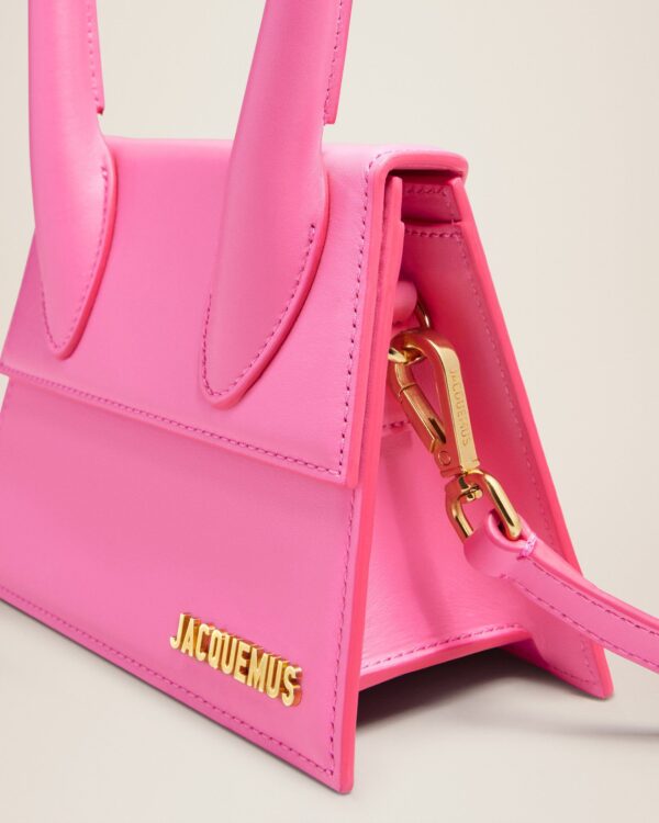 Jacquemus Le Chiquito moyen  Signature handbag. - Image 4