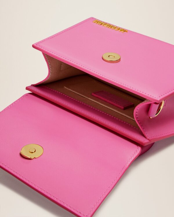 Jacquemus Le Chiquito moyen  Signature handbag. - Image 5