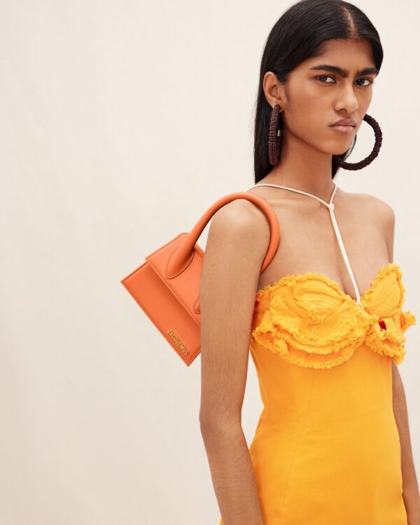 Jacquemus Le Chiquito moyen  Signature handbag. - Image 2