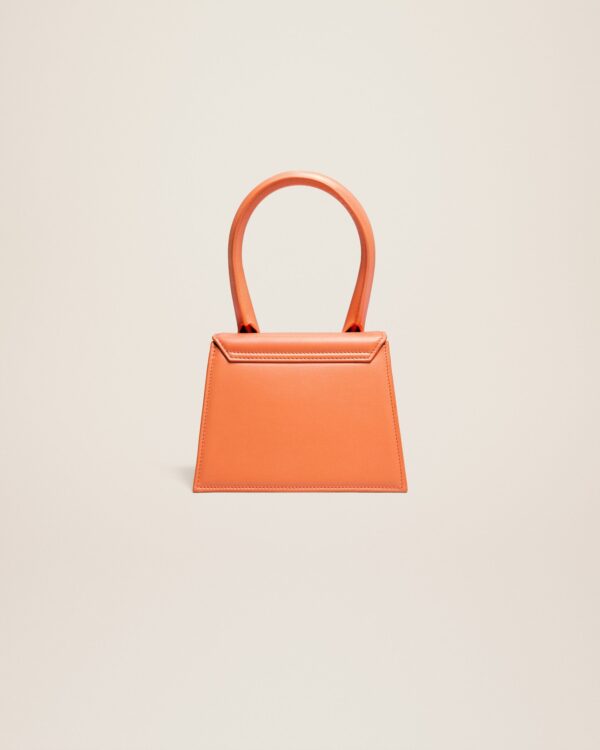 Jacquemus Le Chiquito moyen  Signature handbag. - Image 4