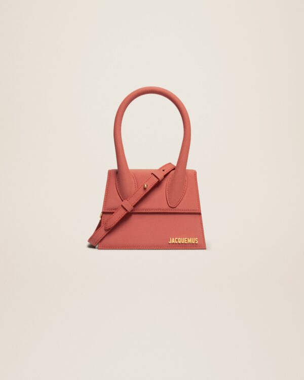 Jacquemus Le Chiquito moyen  Leather handbag.