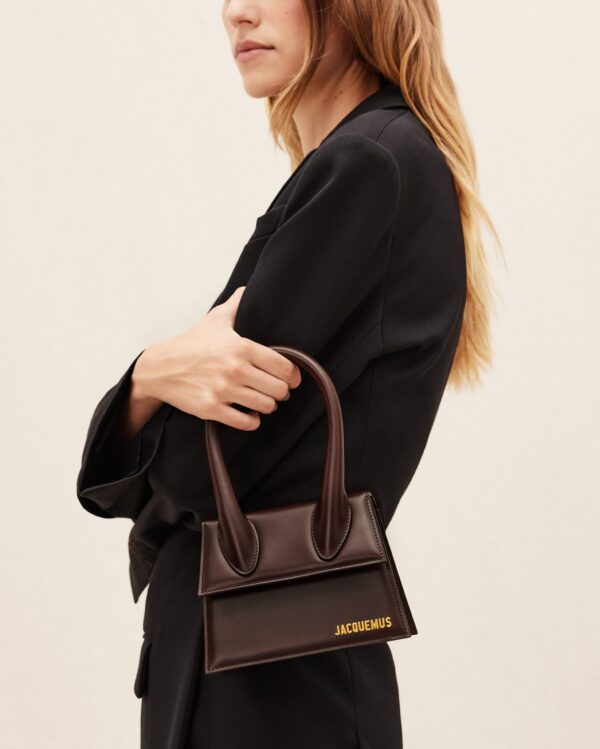 Jacquemus Le Chiquito moyen  Signature handbag. - Image 2