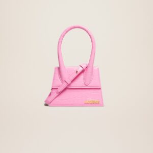 Jacquemus Le Chiquito moyen  Signature handbag.