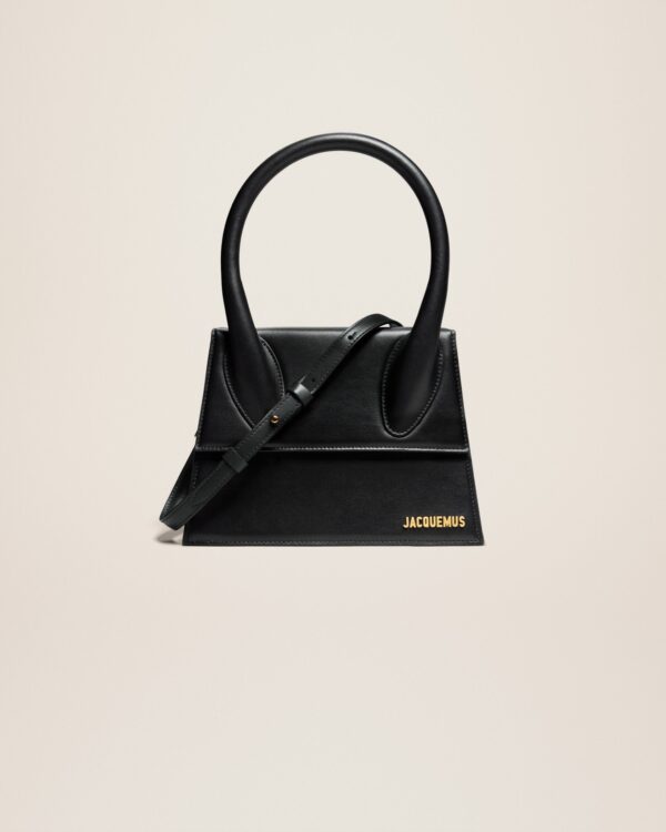 Jacquemus Le grand Chiquito  Large leather handbag.