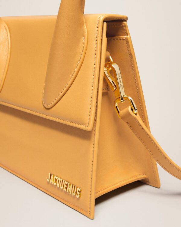 Jacquemus Le grand Chiquito  Large signature handbag. - Image 5