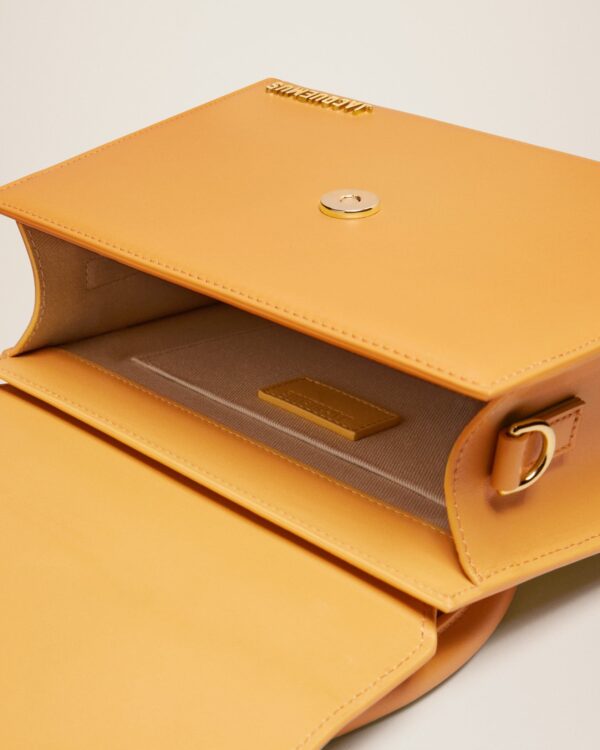 Jacquemus Le grand Chiquito  Large signature handbag. - Image 6