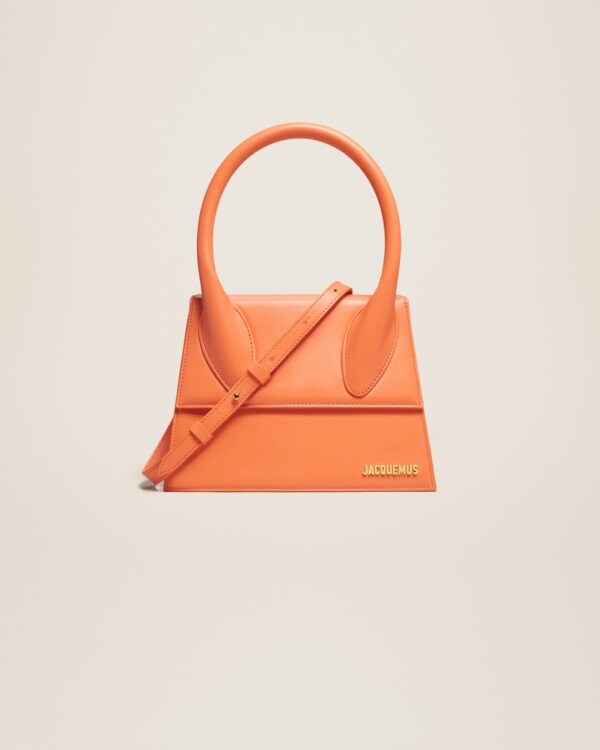 Jacquemus Le grand Chiquito  Large signature handbag.