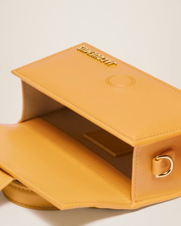 Jacquemus Le Bambino  Small flap bag. - Image 5