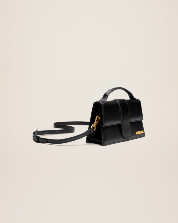Jacquemus Le grand Bambino  Handbag with adjustable crossbody strap. - Image 3