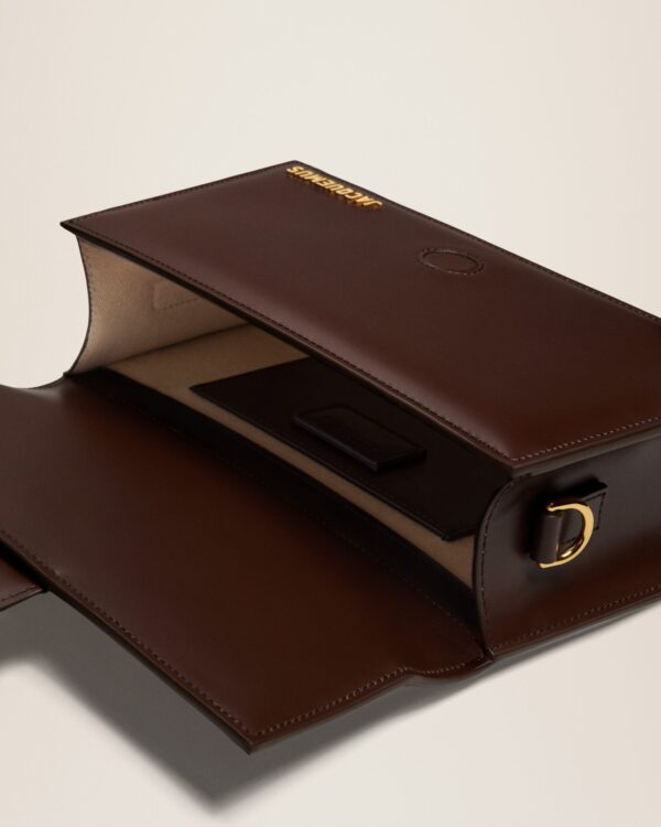 Jacquemus Le grand Bambino  Crossbody flap bag. - Image 6