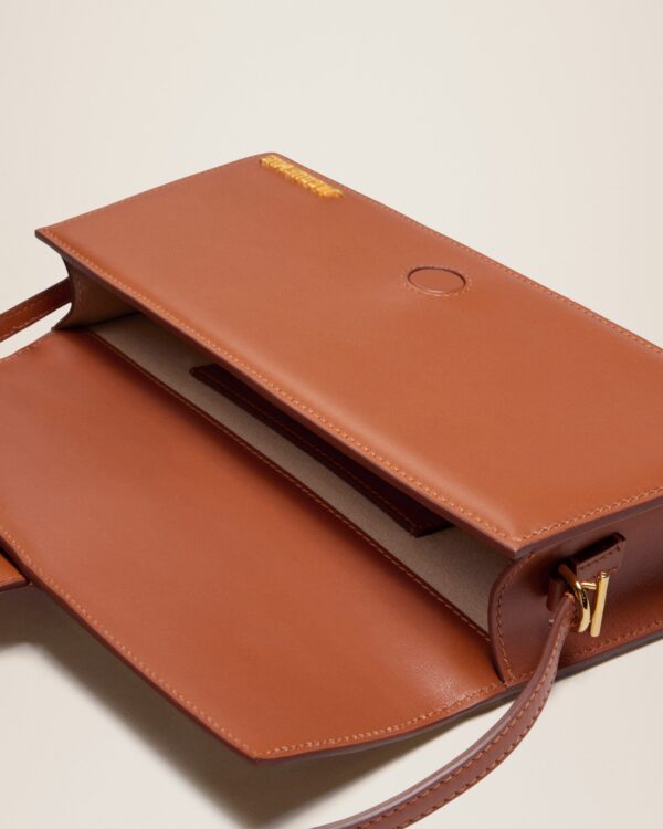 Jacquemus Le Bambino long  Long flap bag. - Image 6
