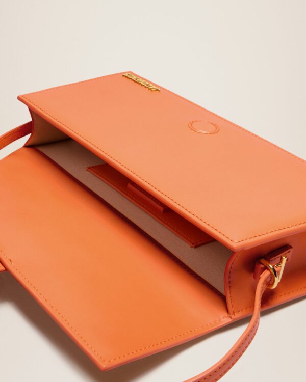 Jacquemus Le Bambino long  Long flap bag. - Image 6