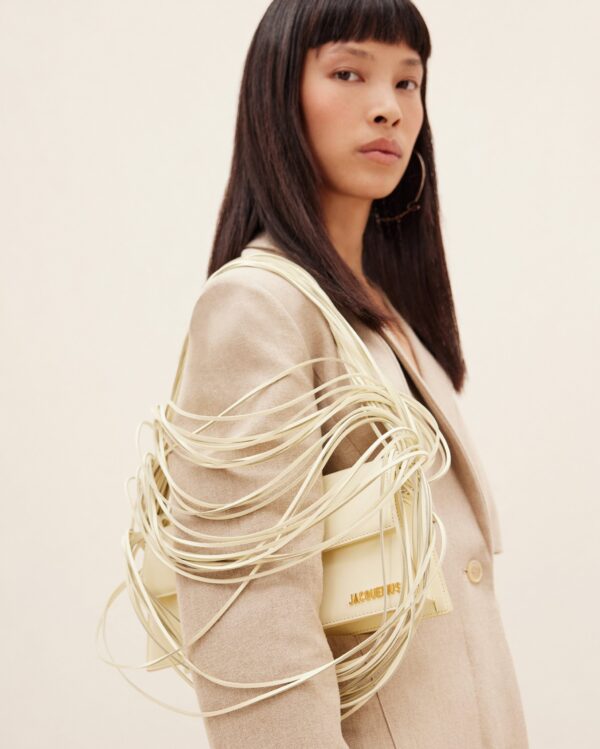 Jacquemus Le Bambino long Ficiu  Strand strap flap bag. - Image 2
