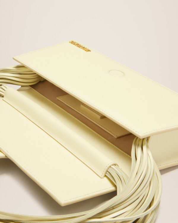 Jacquemus Le Bambino long Ficiu  Strand strap flap bag. - Image 6