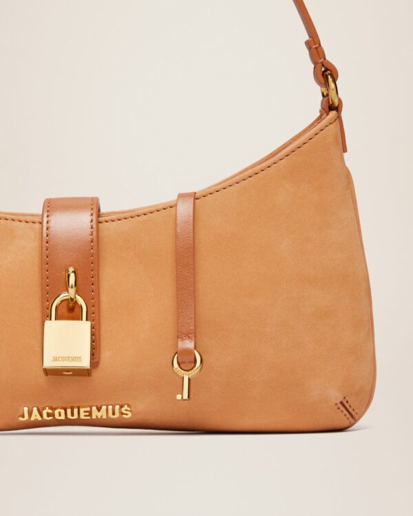 Jacquemus Le Bisou Cadenas  Padlock shoulder bag. - Image 4