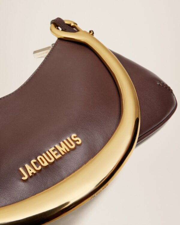 Jacquemus Le Bisou mousqueton  Carabiner strap shoulder bag. - Image 7