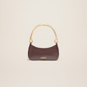 Jacquemus Le Bisou mousqueton Carabiner strap shoulder bag.