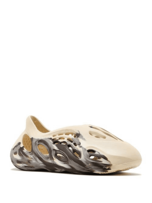 Yeezy Foam Runner 'MX Cream Clay' - Image 2