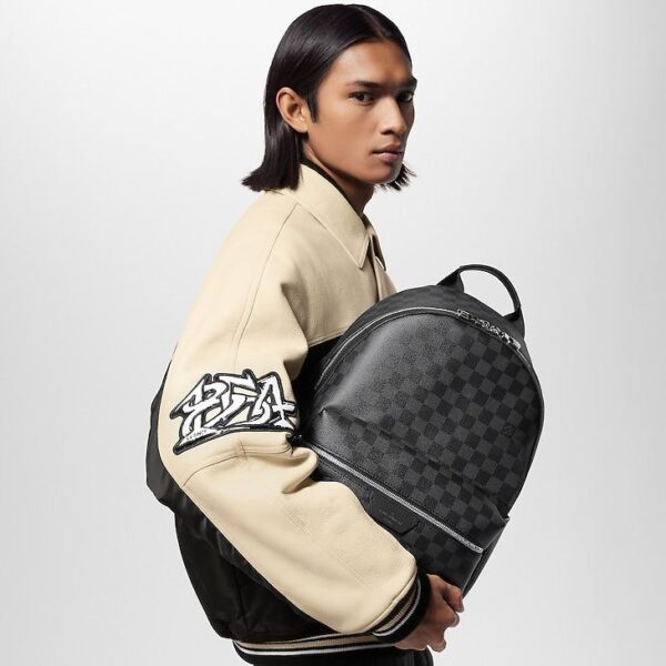 Louis Vuitton Discovery Backpack PM - Image 2
