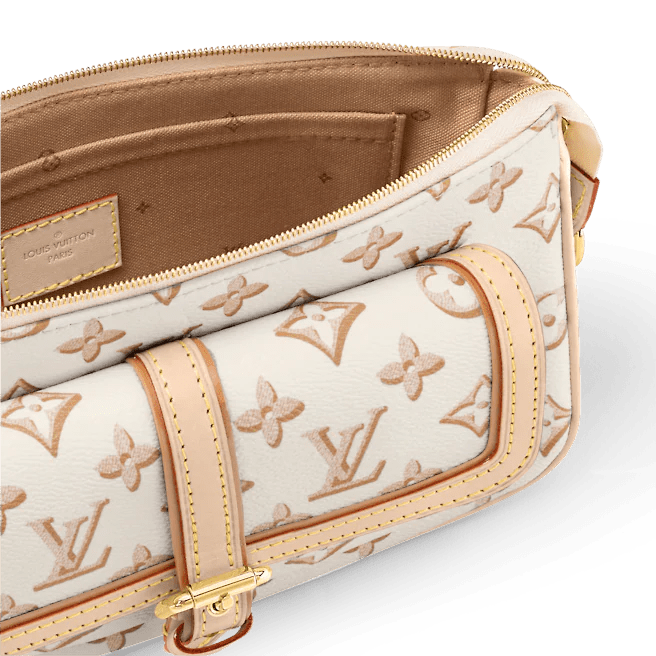 Louis Vuitton Maxi Pochette Accessoires - Image 3