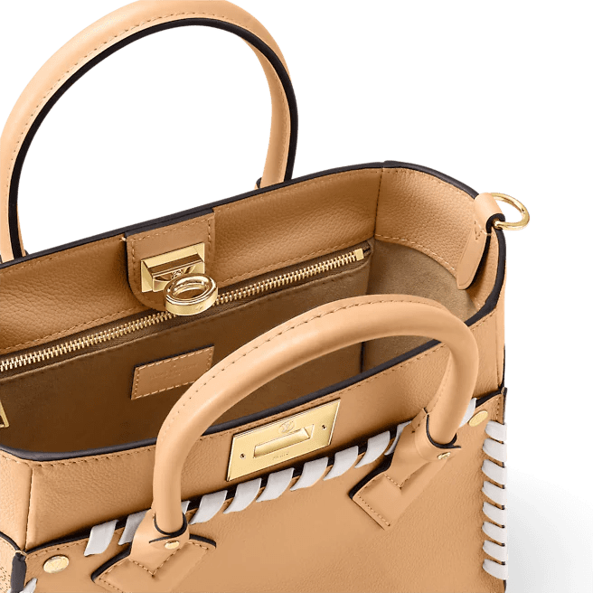 Louis Vuitton On My Side PM - Image 2