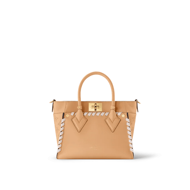 Louis Vuitton On My Side PM