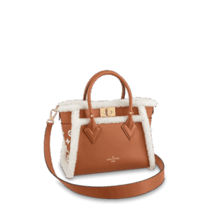 Louis Vuitton On My Side PM