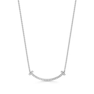 Tiffany Medium Smile Pendant