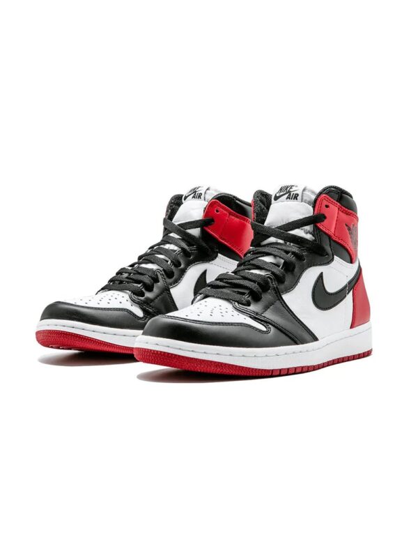Jordan  Air Jordan 1 Retro High OG black toe - Image 2