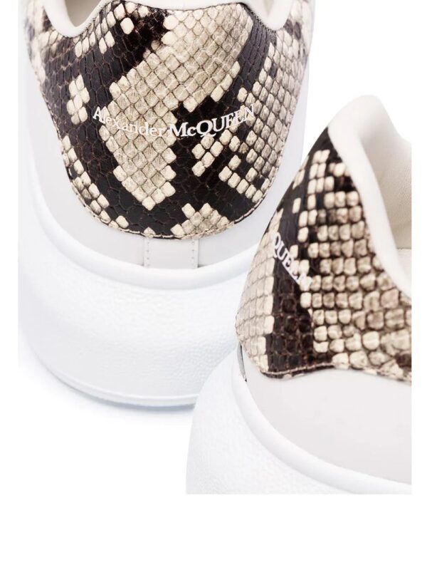Alexander McQueen  Oversized contrast heel counter sneakers - Image 6