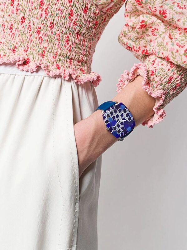 Yunik  Square Tonneau watch - Image 2