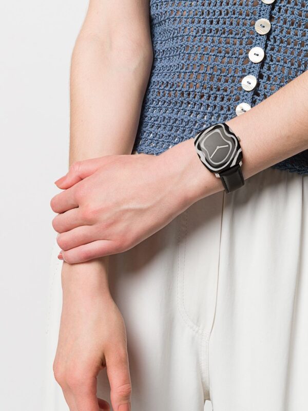 Yunik  Zebra Tonneau watch - Image 2