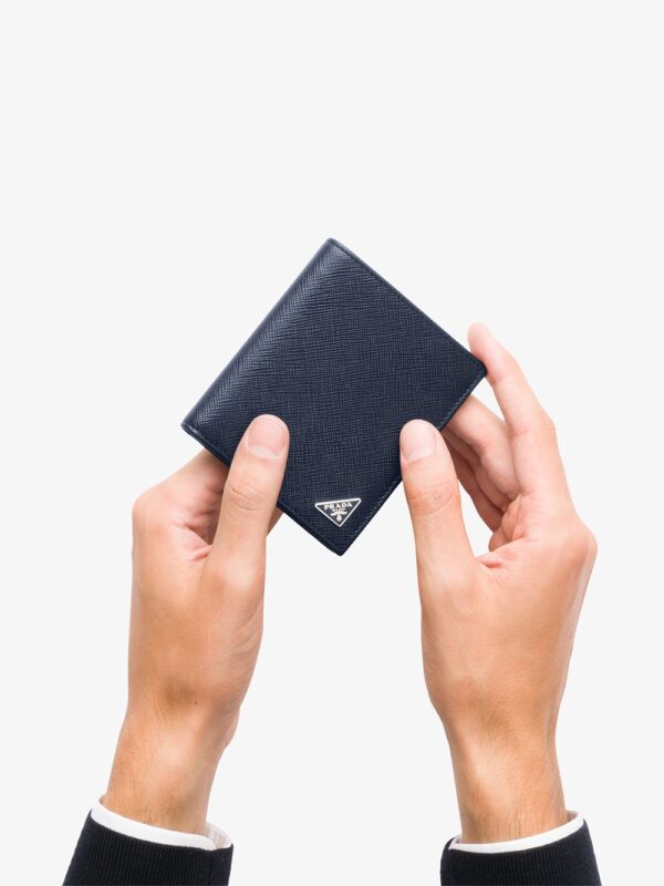 Prada logo plaque bi-fold wallet - Image 4