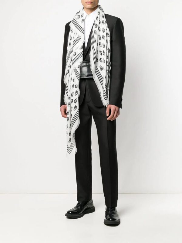Alexander McQueen  skull-print scarf - Image 2