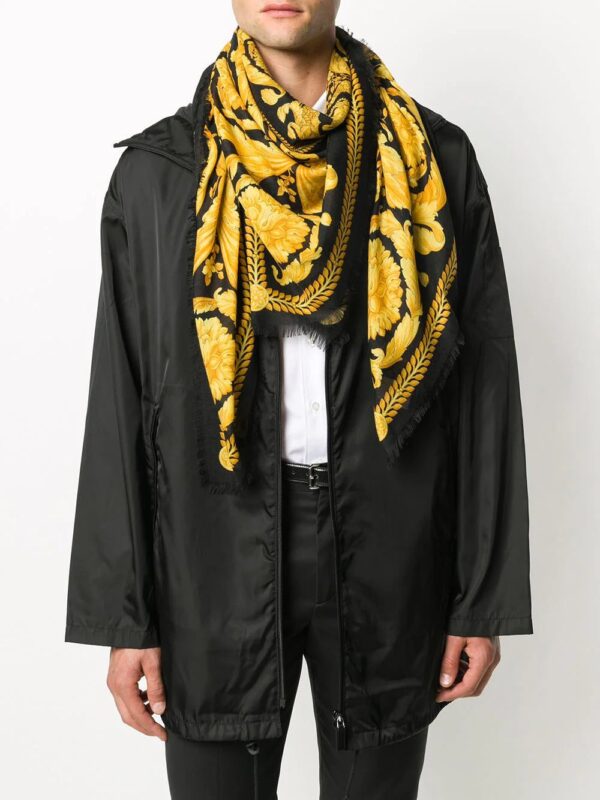 Versace  fine knit baroque print scarf - Image 2