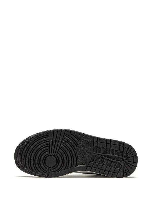 Jordan  Air Jordan 1 Retro High OG sneakers - Image 4