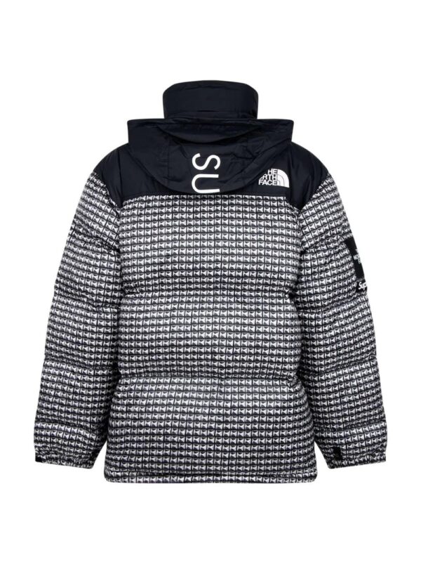 Supreme  x The North Face Nuptse stud-print jacket - Image 2