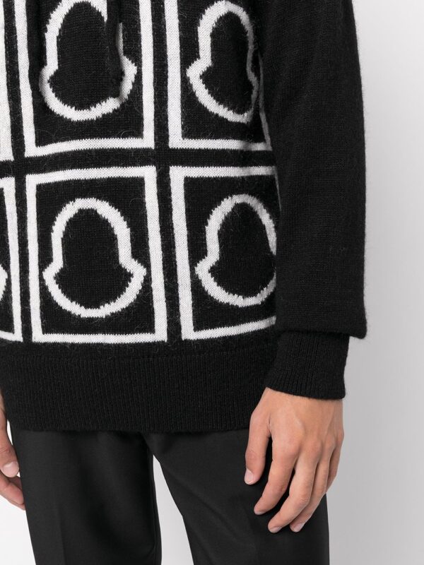 Moncler logo-intarsia knitted hoodie - Image 5
