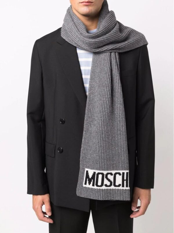 Moschino  logo-print detail scarf - Image 2