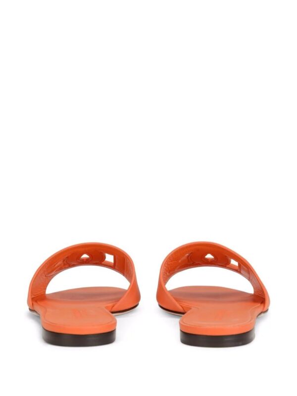 Dolce & Gabbana  DG Millennials logo slides - Image 3
